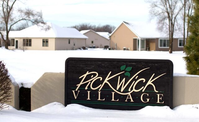 Pickwick Village Neighborhood - neighborhood marker